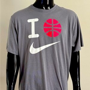 Gray Nike DriFit t-shirt